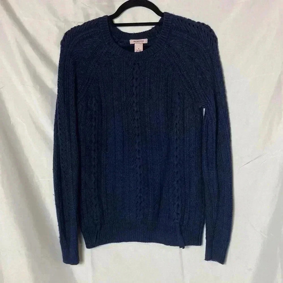 Magaschoni Sweaters - Magaschoni sweater‎